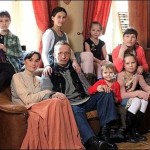 Оксана Арбузова с мужем и детьми
