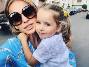 Анна Хилькевич с дочкой