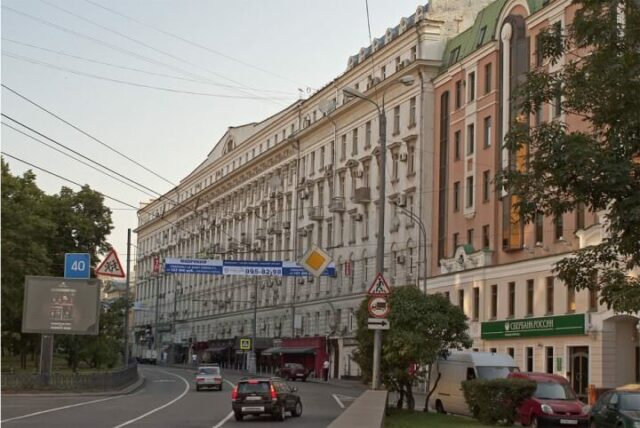 Усадьба в Крыму, дом на Рублевке, апартаменты в "Триумф Палас" и другая недвижимость Алсу