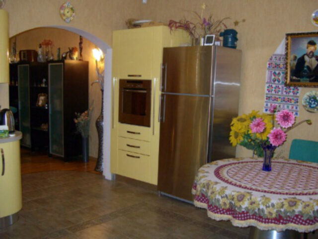 Богатые интерьеры киевского особняка Таисии Повалий