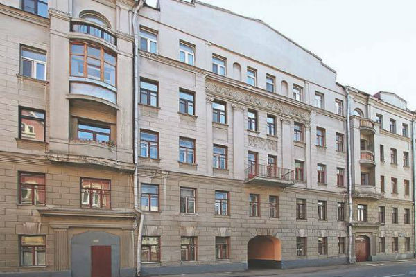 Квартира Светланы Ивановой и Джаника Файзиева в доме с частной охраной