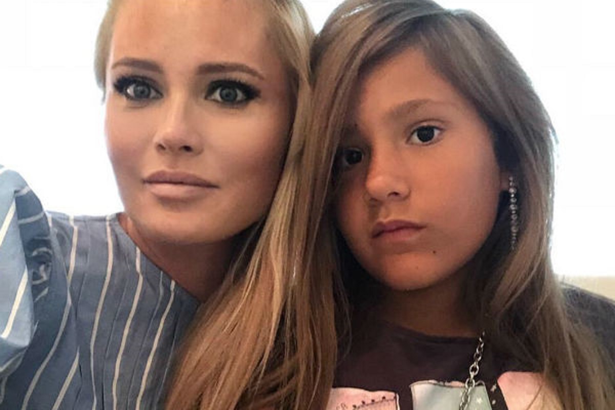 На слуху: дочь Даны Борисовой избил отец - Рамблер/женский