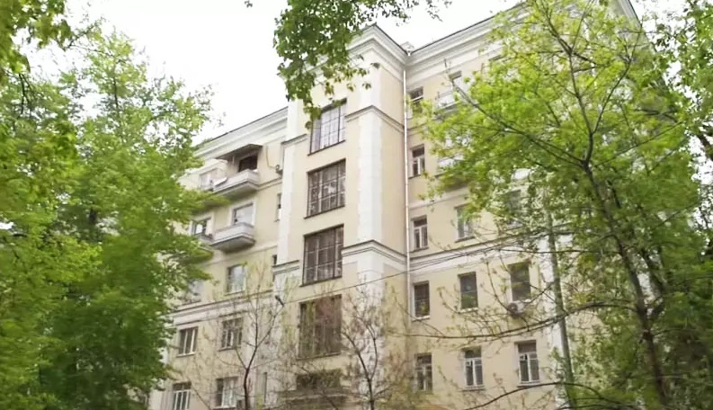 Обновленный интерьер однушки и загородный дом Алики Смеховой