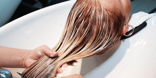 Средства для ухода за волосами: виды, назначение, особенности применения