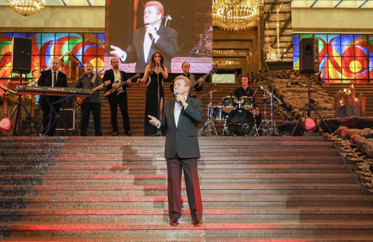 Лев Лещенко планирует провести концерт в честь своего 80-летия